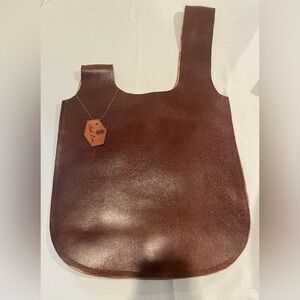 ARIEL LURES KW Chestnut Brown Leather Tote Bag